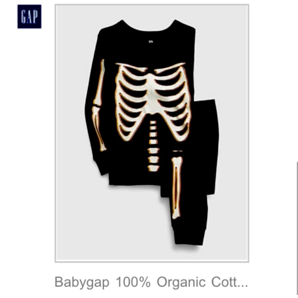 NEW GAP organic cotton glow in the dark skeleton pajamas Halloween Unisex